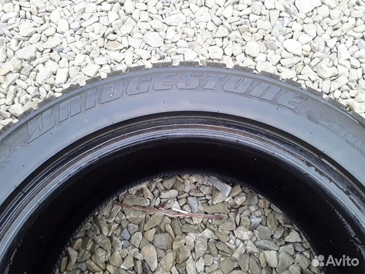 Bridgestone Ice Cruiser 7000 205/55 R16