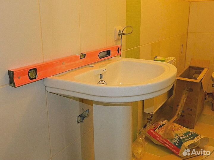 Сантехник. Услуги сантехника. Слесарь сантехник