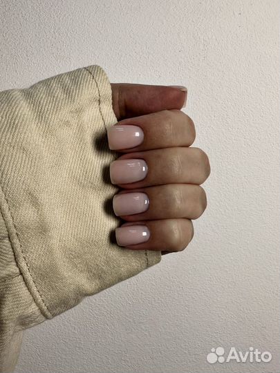 Мастер маникюра и педикюра