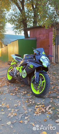 Suzuki gsx-r 600 k7