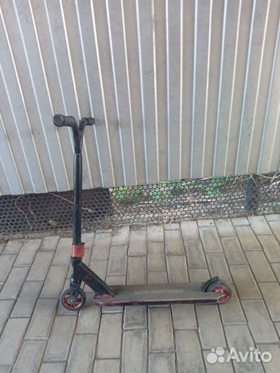 Трюковой самокат