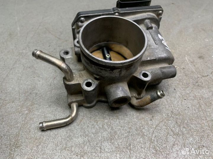 Дроссельная заслонка Toyota Avensis T250 универсал