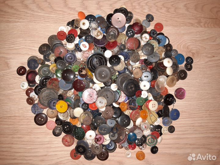 Пуговицы старые разные