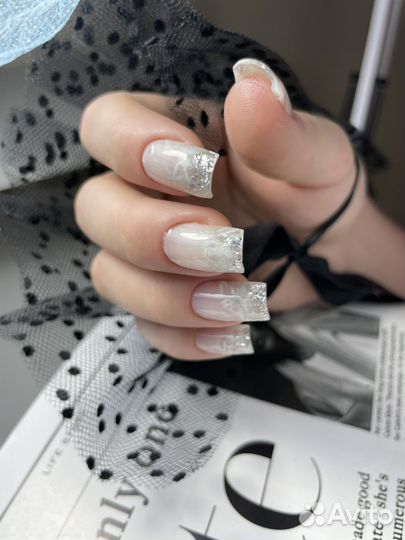 Маникюр педикюр