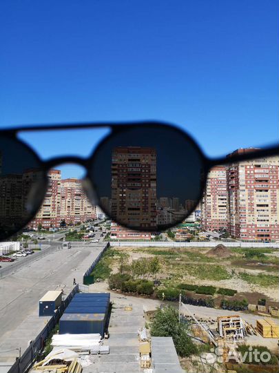 Солнцезащитные очки бренда barcur