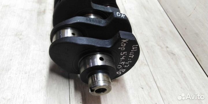 Коленвал Audi 100 C3