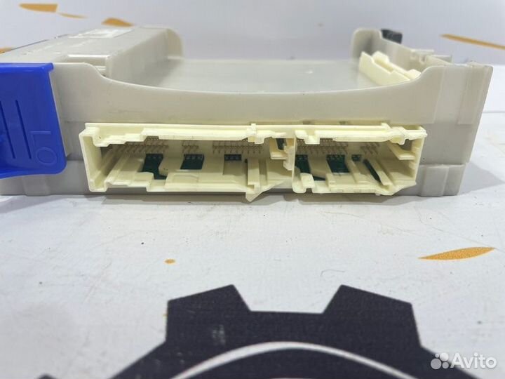 Блок предохранителей Toyota Land Cruiser Prado 150