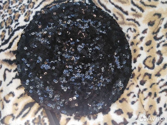 Берет чёрный с паетками