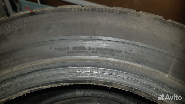 Kumho I'Zen XW KW17 215/55 R16