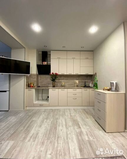 Кухонный гарнитур от фабрики мебели