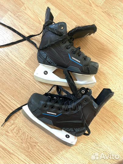 Коньки хоккейные