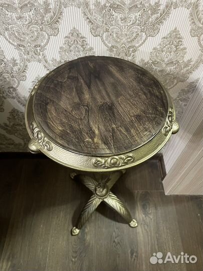 Крфейный столик нимфа