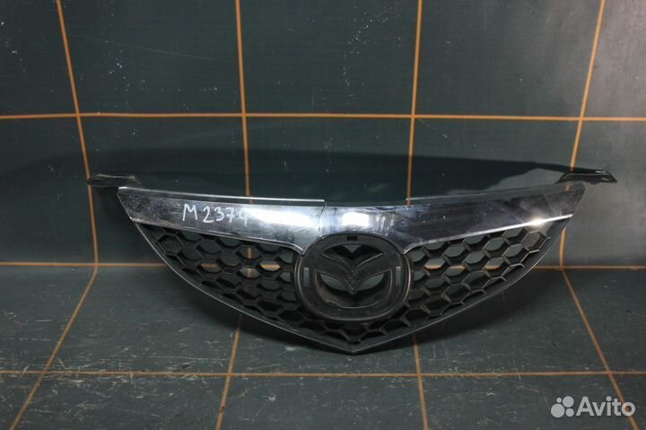 Решетка радиатора - Mazda 3