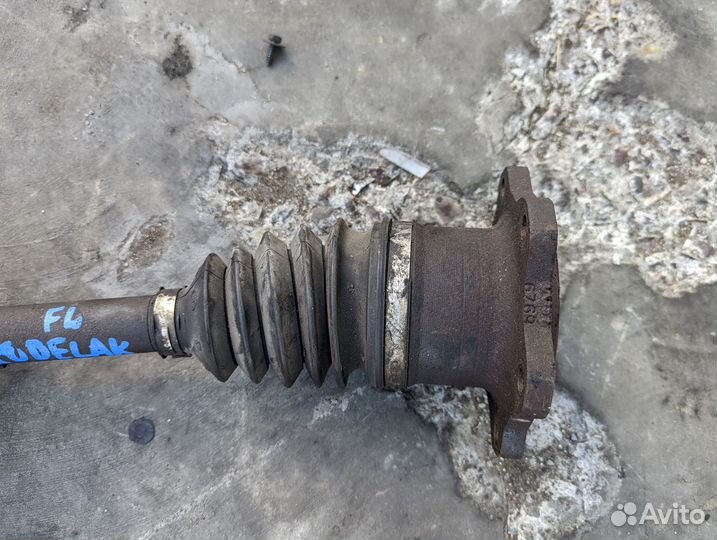 Привод Cadillac Escalade GMT820 LQ9 Лев. Перед