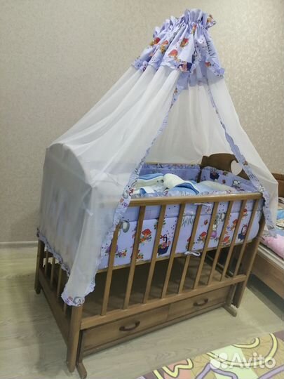 Продам детскую кроватку