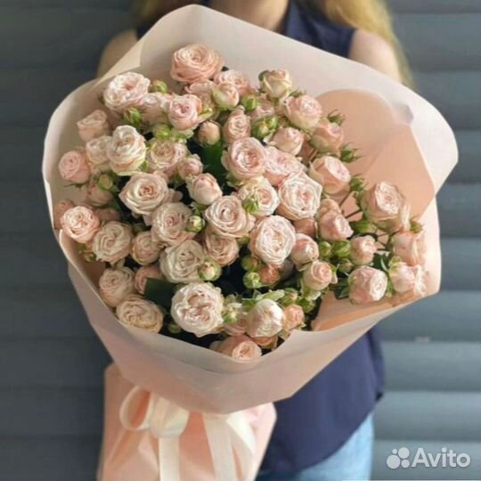 Доставка кустовые розы