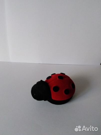 Футляр для украшений