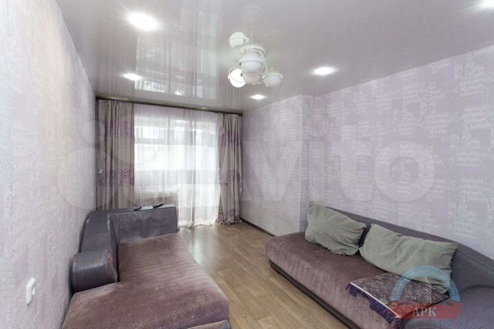 2-к. квартира, 68 м², 1/10 эт.