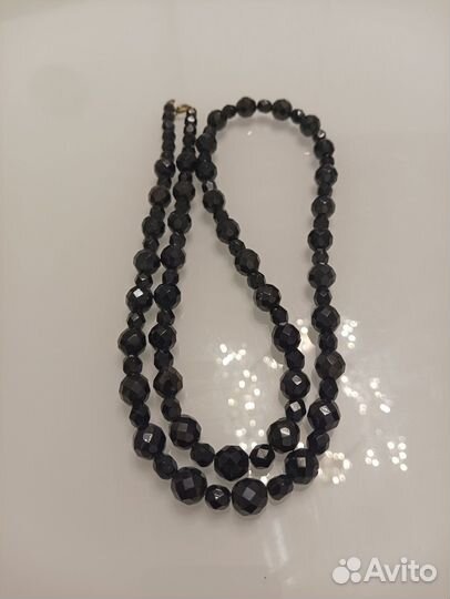 Бусы из чёрного обсидиана