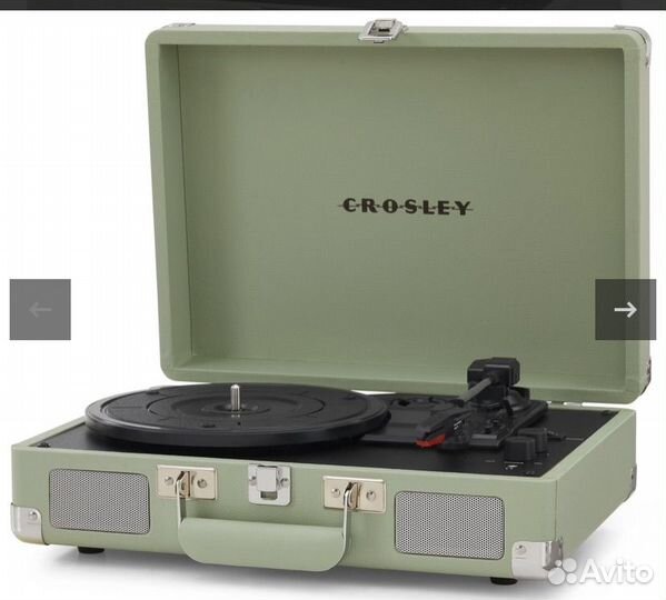 Виниловый проигрыватель желтый