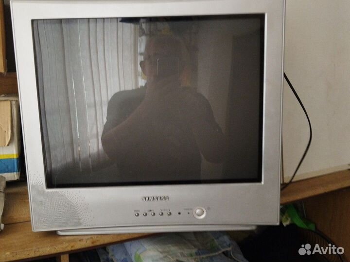 Самсунг 54 см