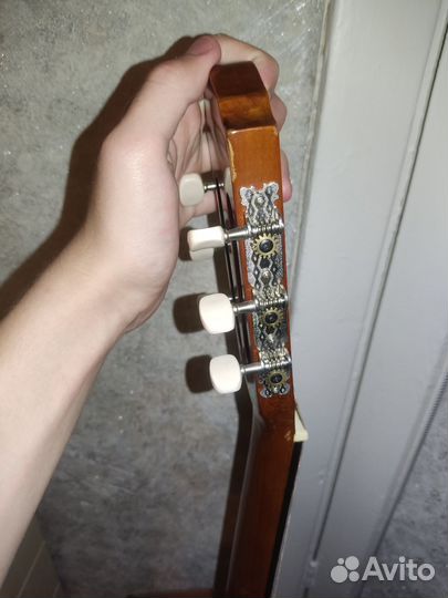 Акустическая гитара, торг