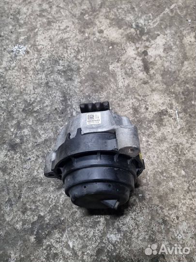 Подушка крепления двигателя правая BMW 5 G30/G31