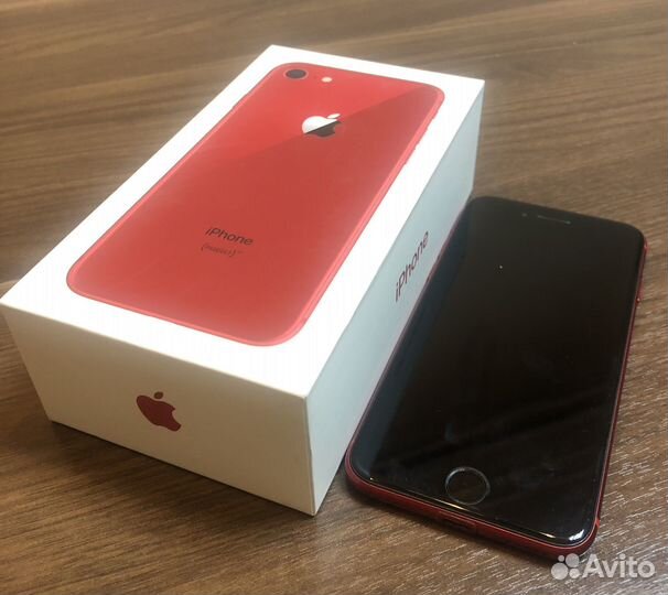 iPhone 8, 64 ГБ