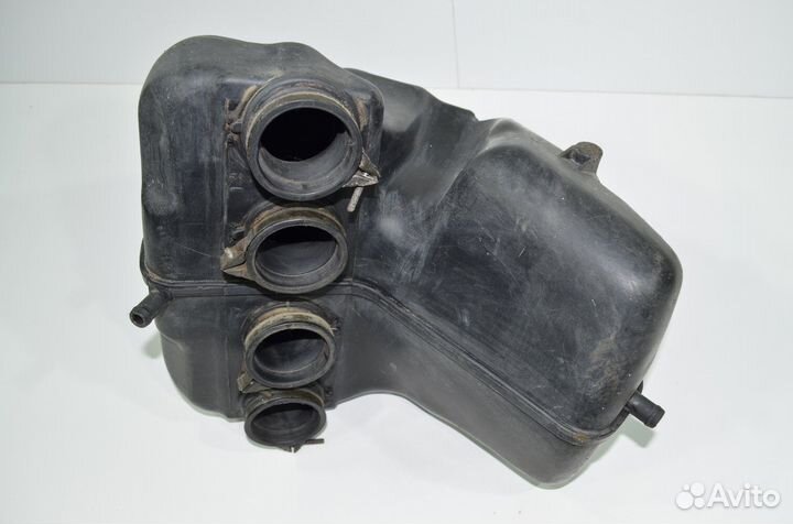 Корпус воздушного фильтра Suzuki GSF250 Bandit