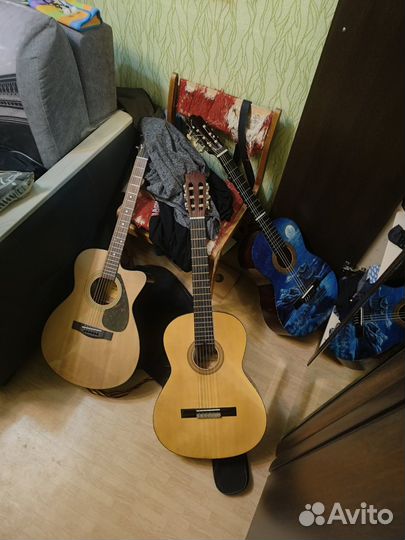 Репетитор по игре на гитаре