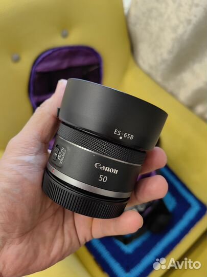 Фотоаппарат canon eos rp с адаптером и объективом