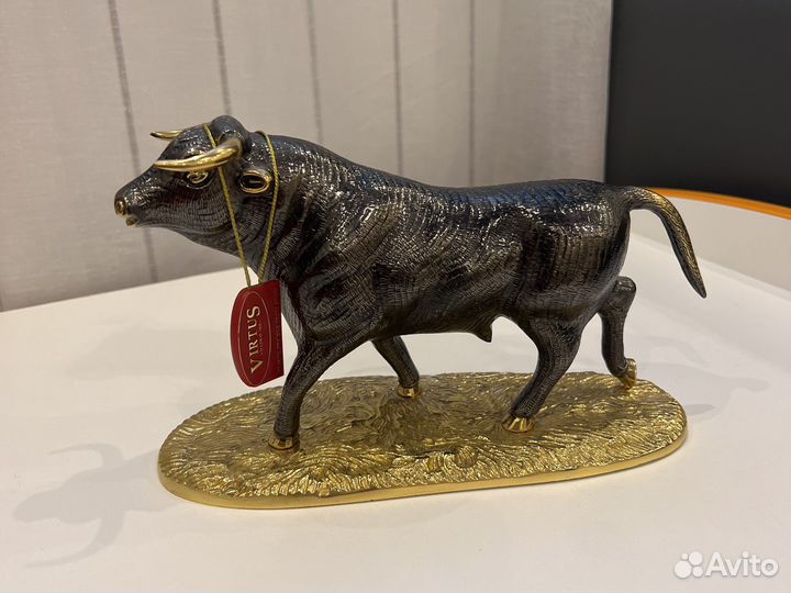 Статуэтка бронза бык