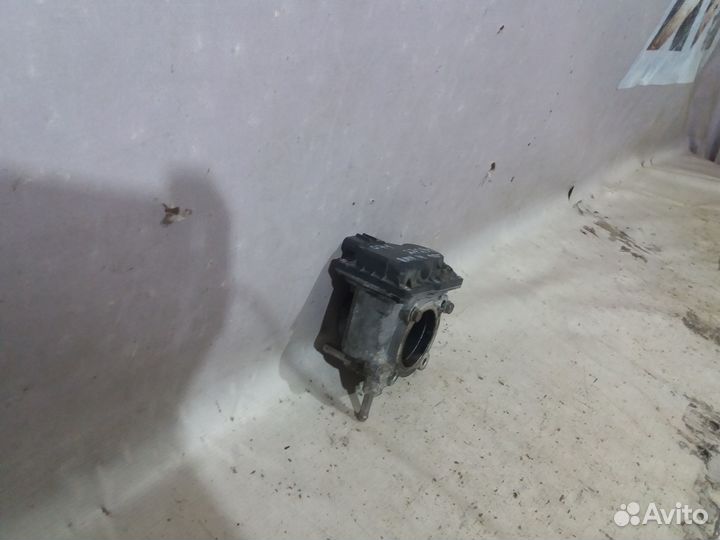 Тойота Рав 4 2.0 2010- Дроссельная заслонка 27291