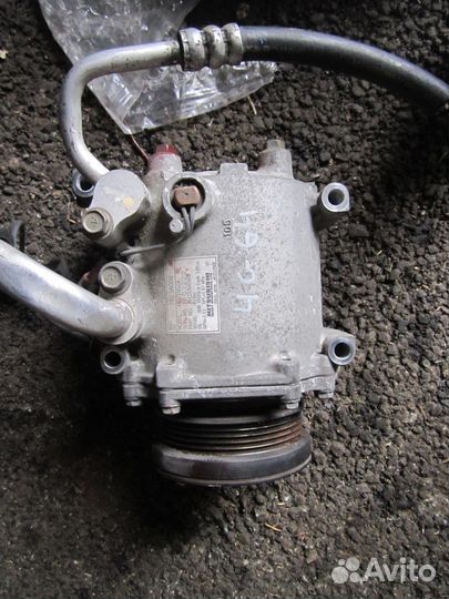 Компрессор кондиционера Mitsubishi Dion CR6W, 4G94