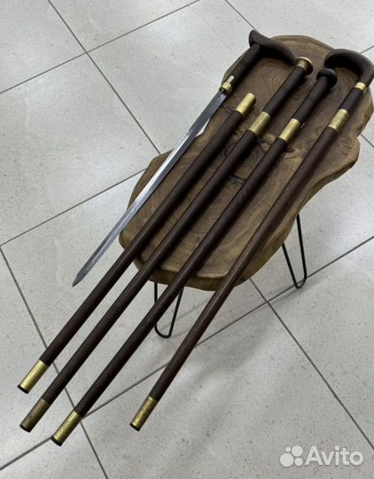 Трость опорная для ходьбы