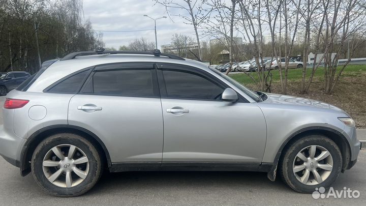 Infiniti FX35 3.5 AT, 2003, 300 000 км