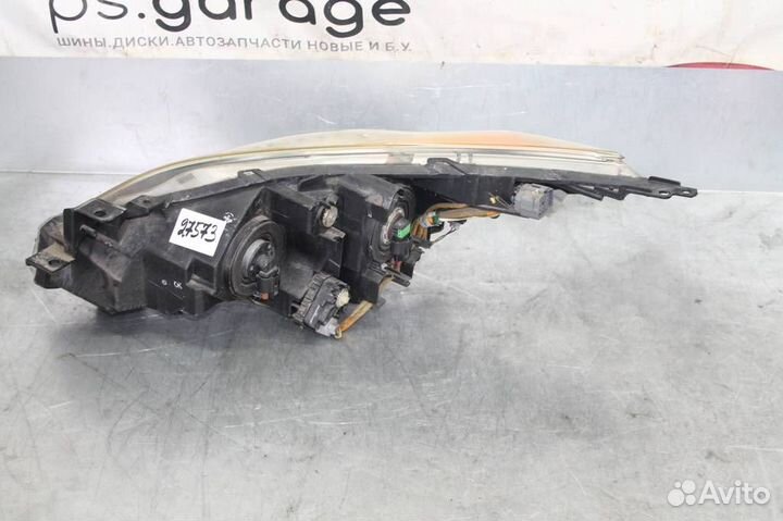 Фара правая Mazda 3 (BL) 2009-2013