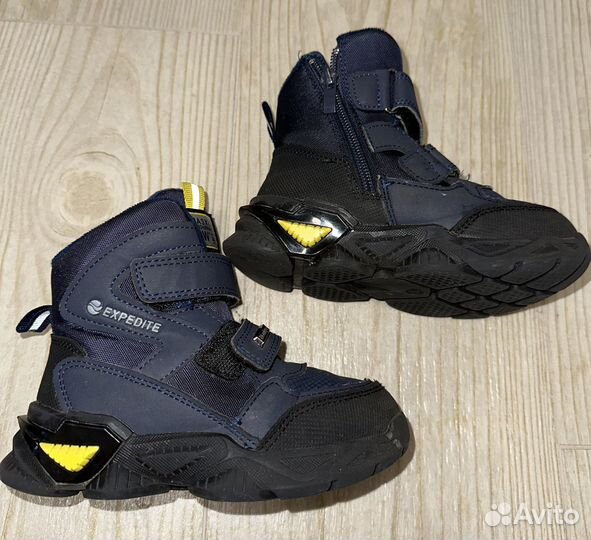 Демисезонные ботинки 27