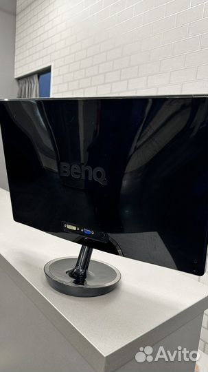 Монитор benq