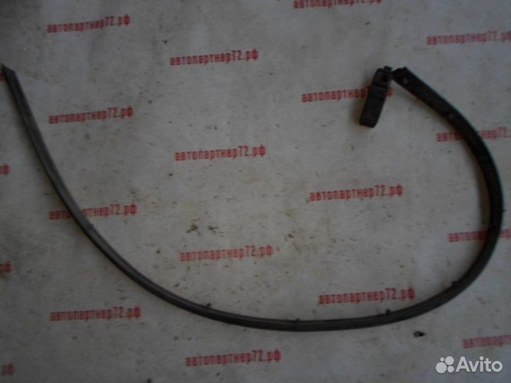 Резинка на жабо Hyundai Sonata 5 2001-2012