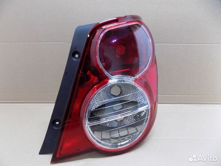 Фонарь задний правый Шевроле Авео т300 т 300 Седан