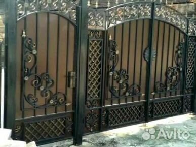 Кованные распашные ворота от производителя