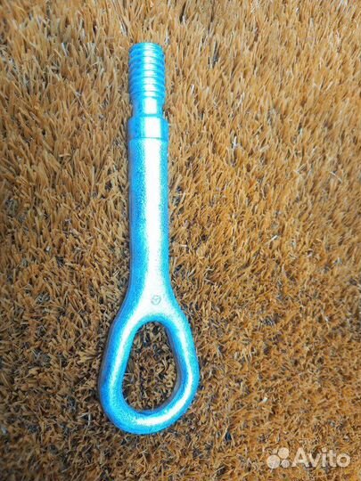 Крюк буксировочный Mercedes-Benz E-Class W211