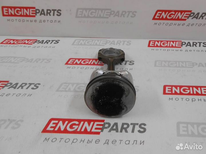 Поршень с шатуном Nissan Liberty RM12(01-04)