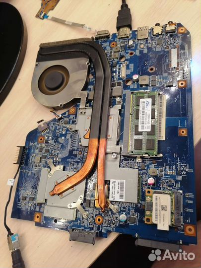 Acer aspire 5560 в разбор и целиком