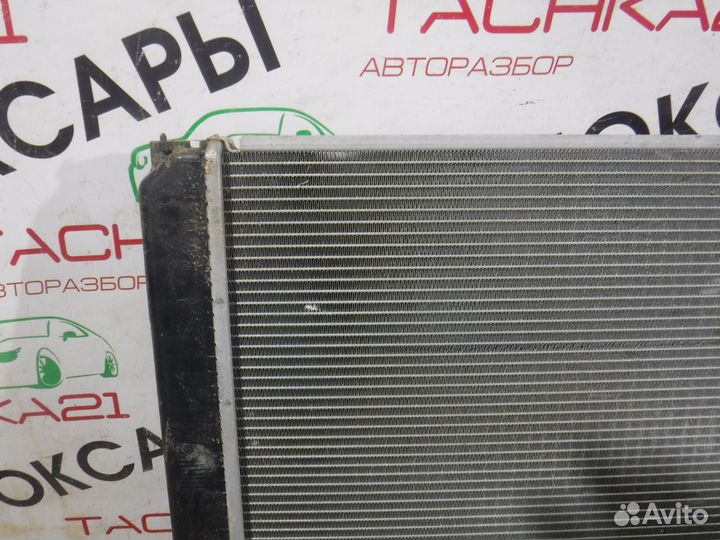 Радиатор охлаждения Toyota Alphard (2008-2015)