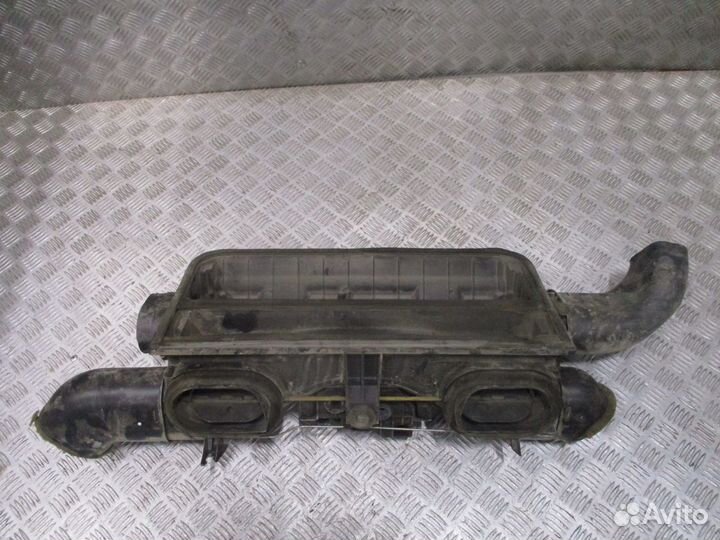 Корпус воздушной заслонки Scania 1724328