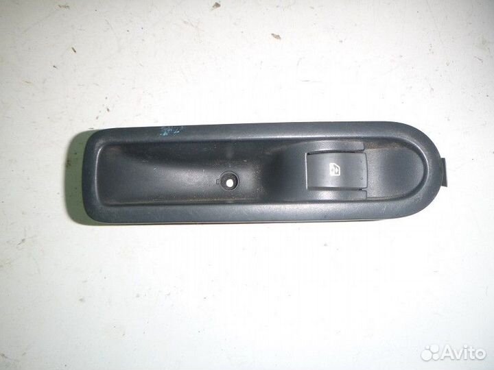 Кнопка стеклоподъемника renault scenic II 2003-200