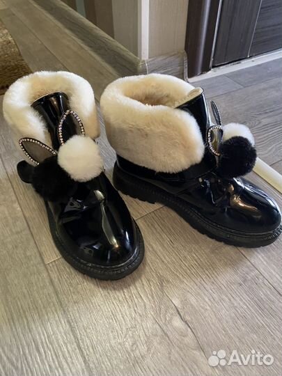 Ботинки зимние для девочки 35р