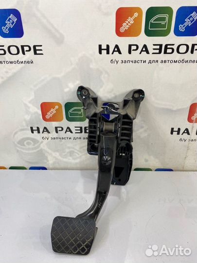 Педаль тормоза Skoda Octavia (A7) 5E czda 2016